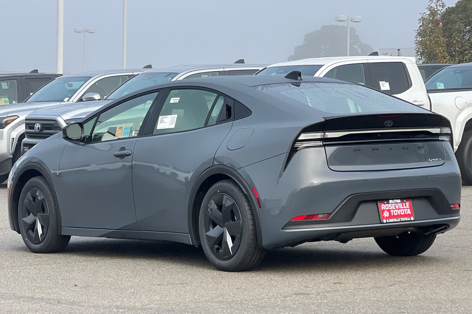 2026 Toyota Prius Plug-in Hybrid SE