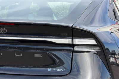 2027 Toyota Prius Plug-in Hybrid SE