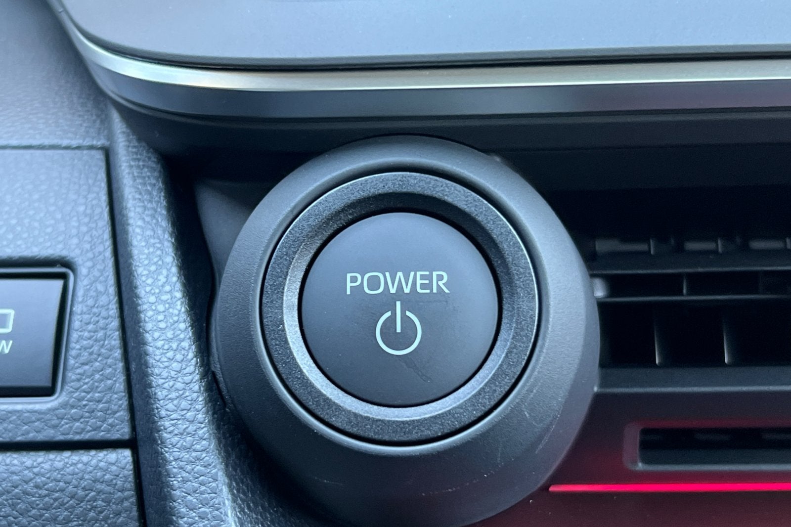 2027 Toyota Prius Plug-in Hybrid XSE Premium