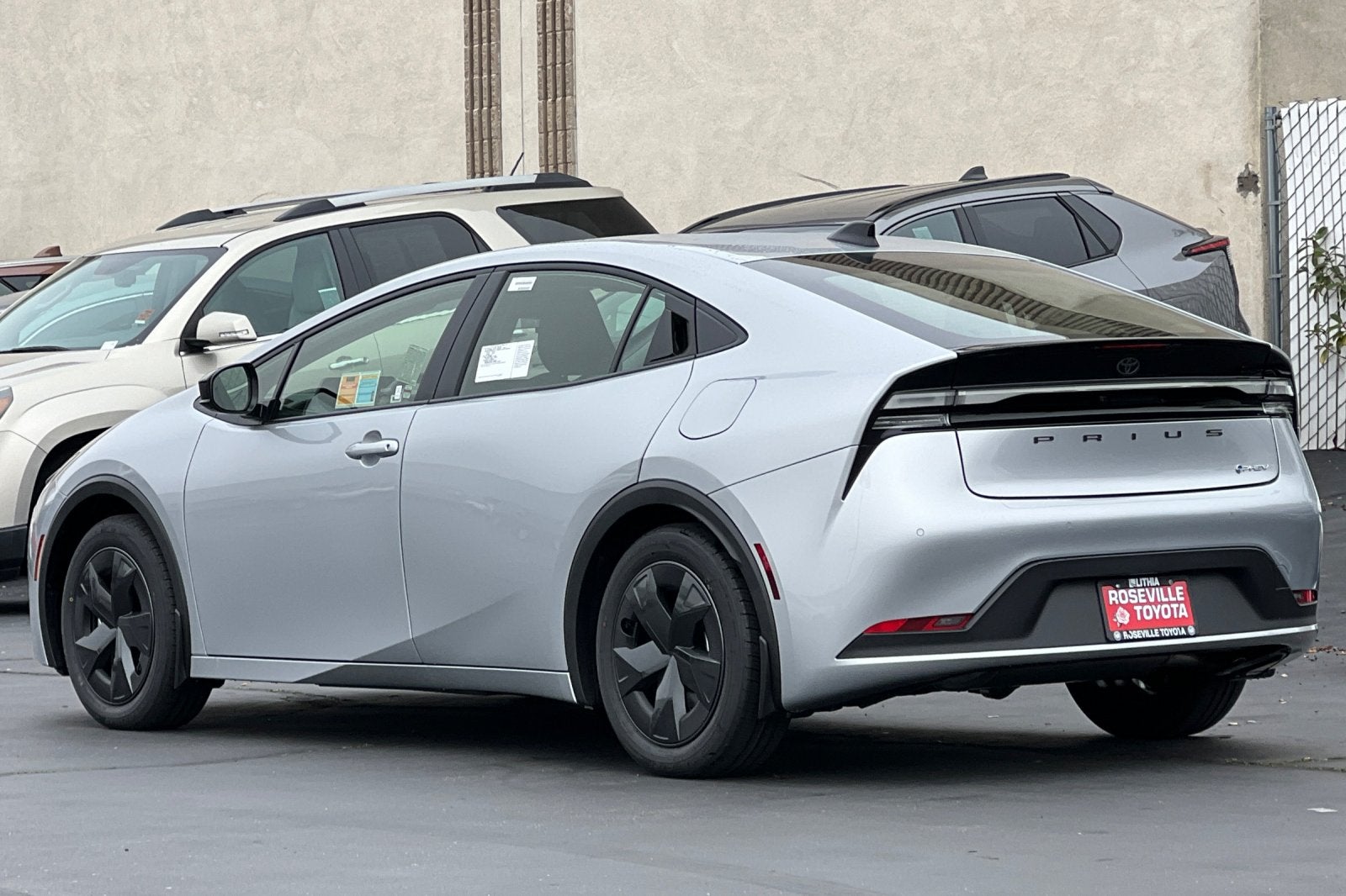 2026 Toyota Prius Plug-in Hybrid SE