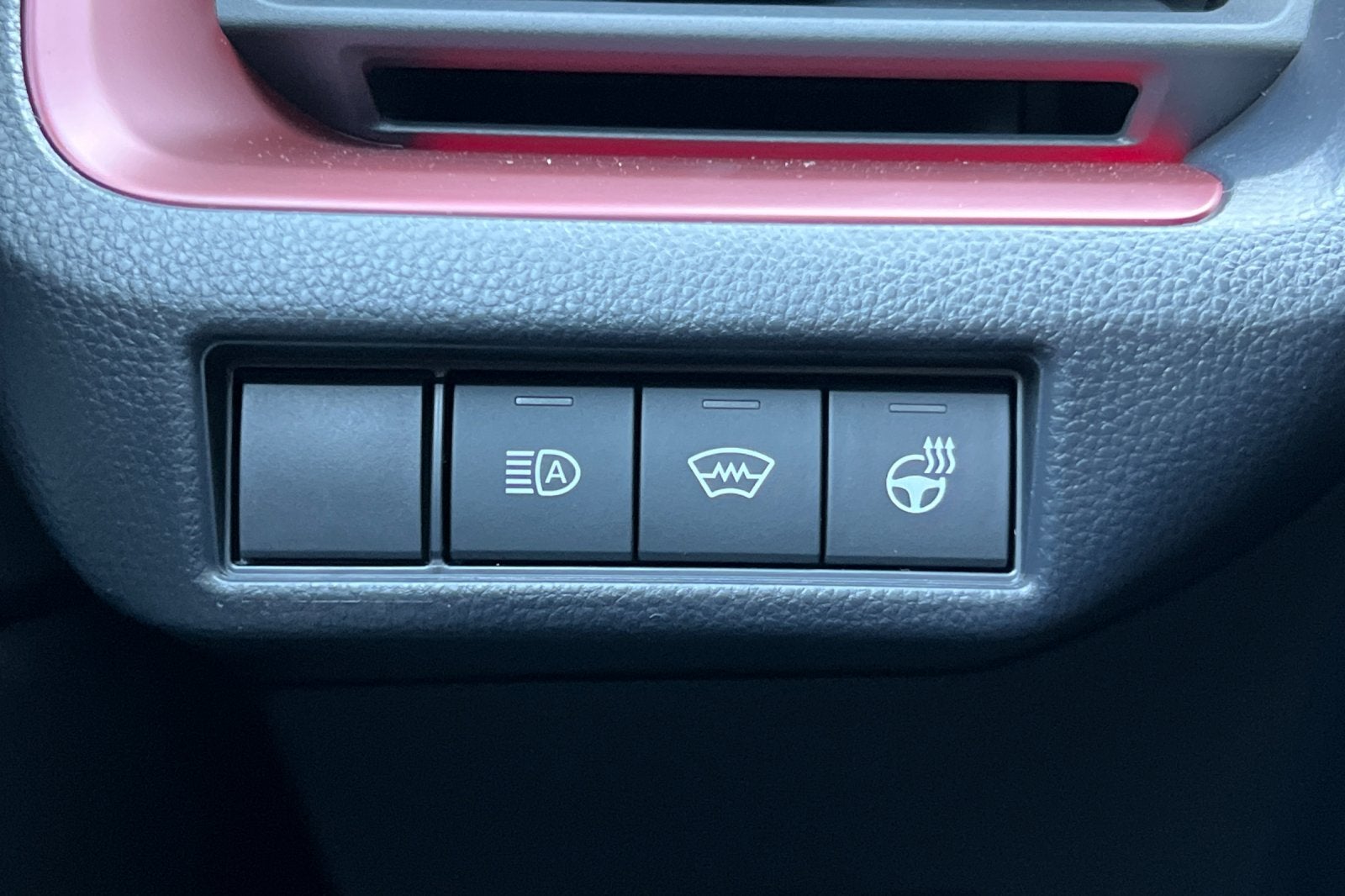 2027 Toyota Prius Plug-in Hybrid XSE Premium