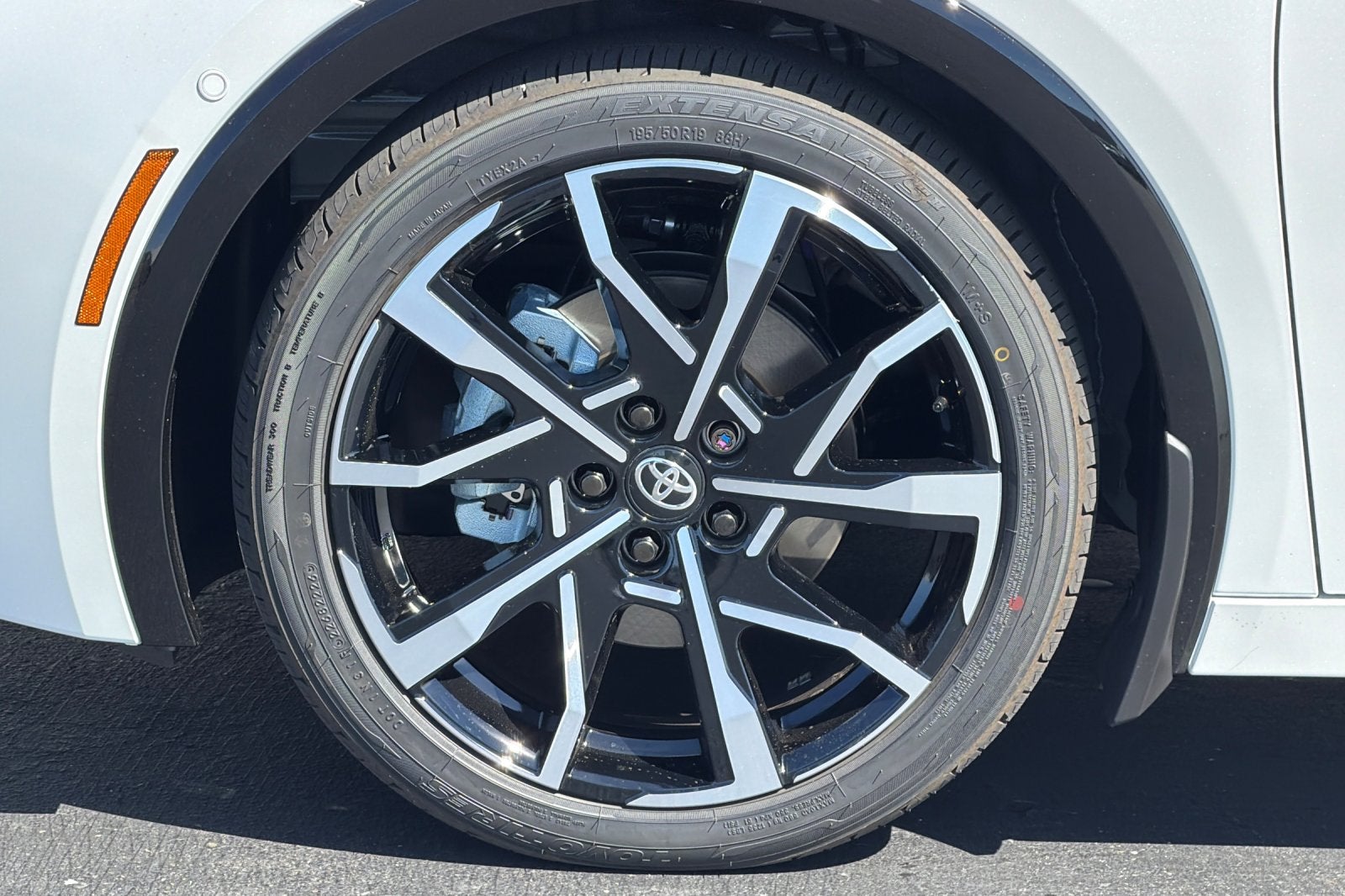2027 Toyota Prius Plug-in Hybrid XSE Premium