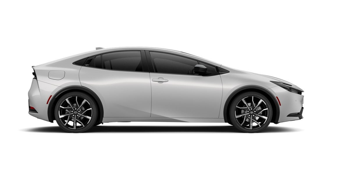 2027 Toyota Prius Plug-in Hybrid XSE