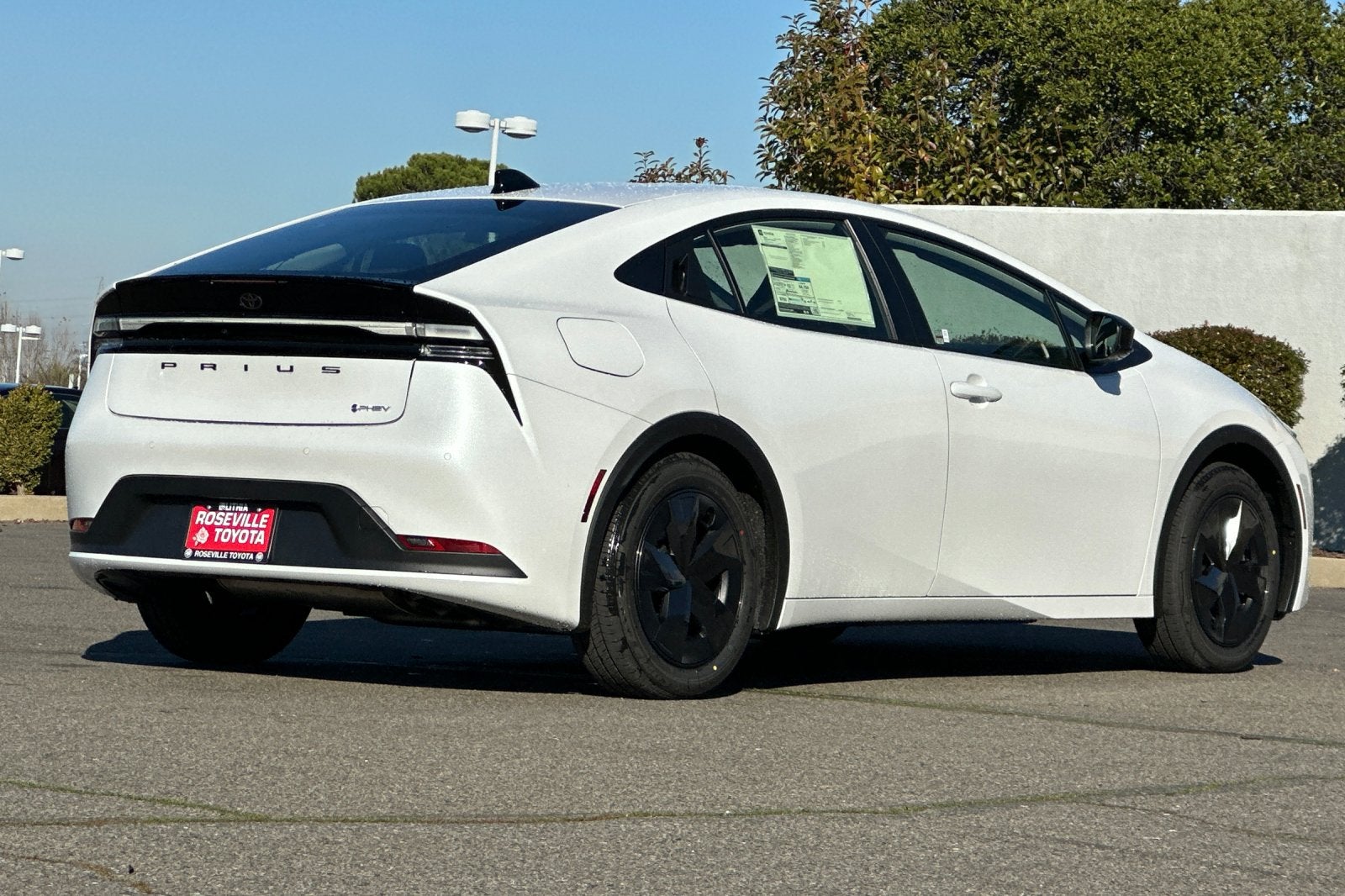 2026 Toyota Prius Plug-in Hybrid SE