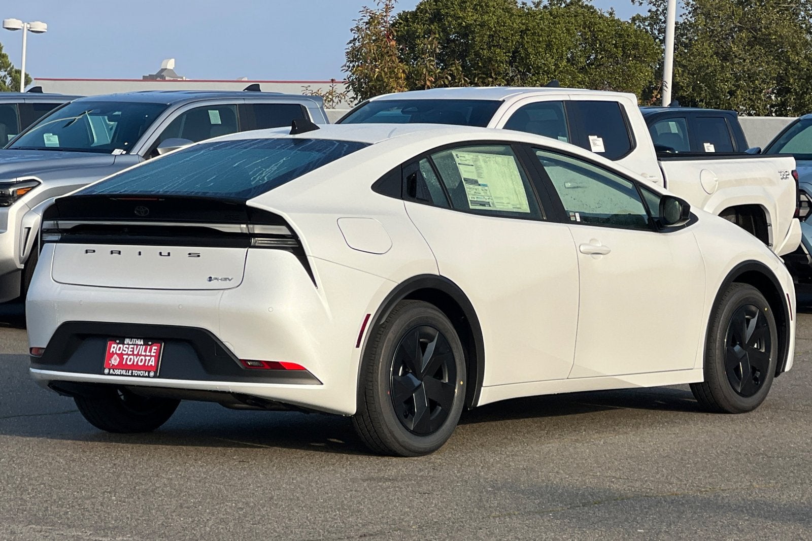 2026 Toyota Prius Plug-in Hybrid SE