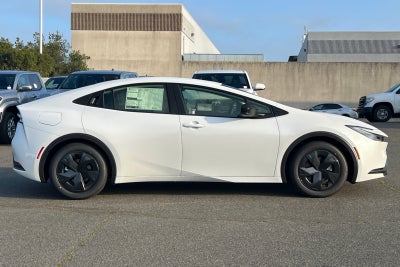 2026 Toyota Prius Plug-in Hybrid SE