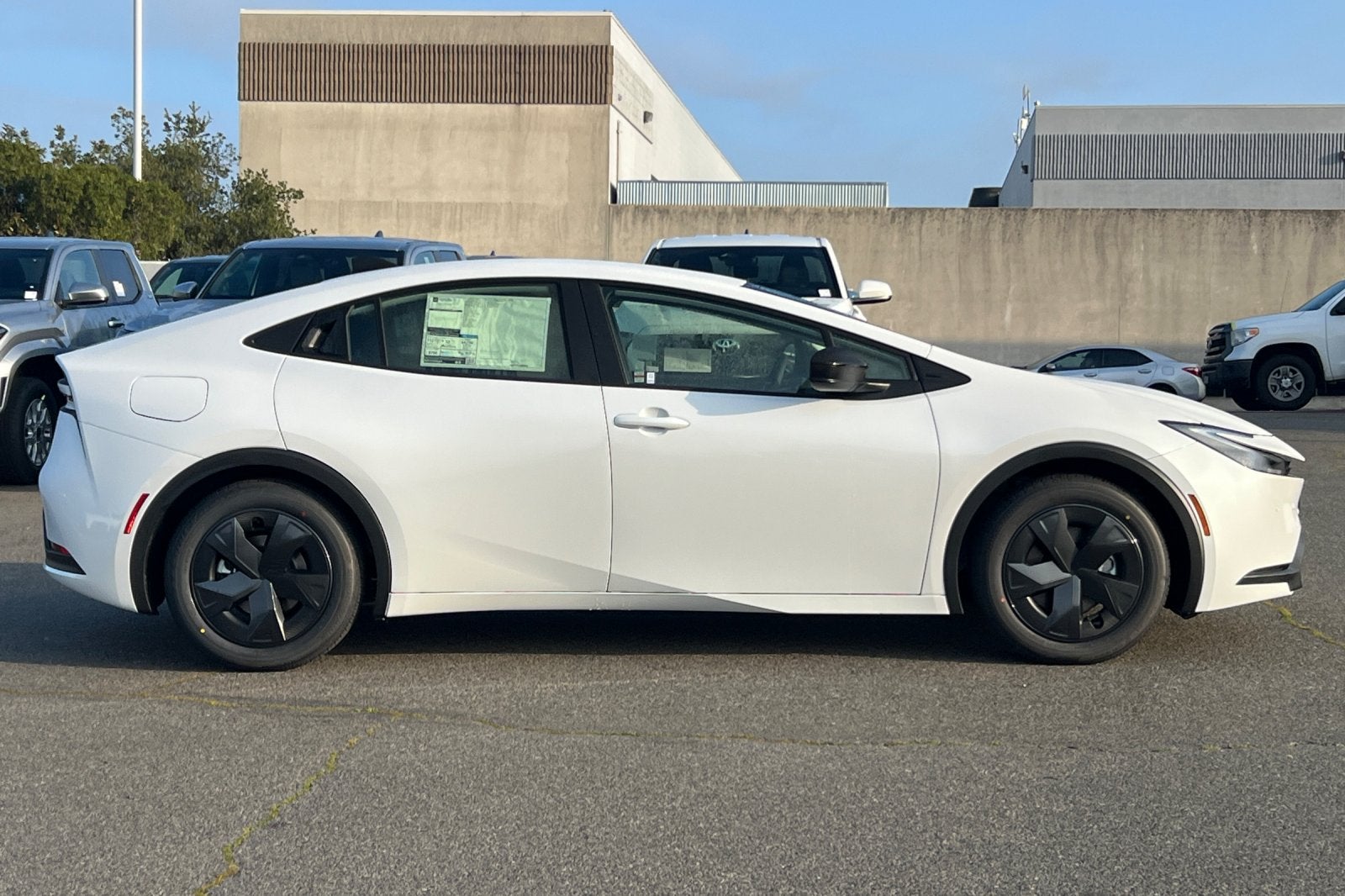 2026 Toyota Prius Plug-in Hybrid SE