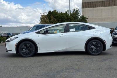 2026 Toyota Prius Plug-in Hybrid SE