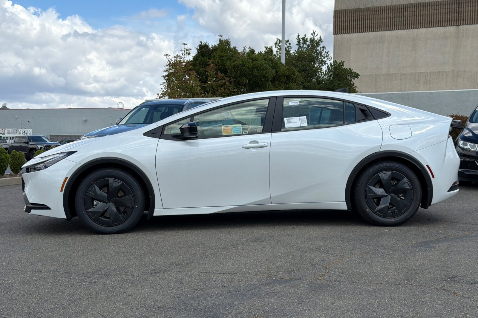 2026 Toyota Prius Plug-in Hybrid SE