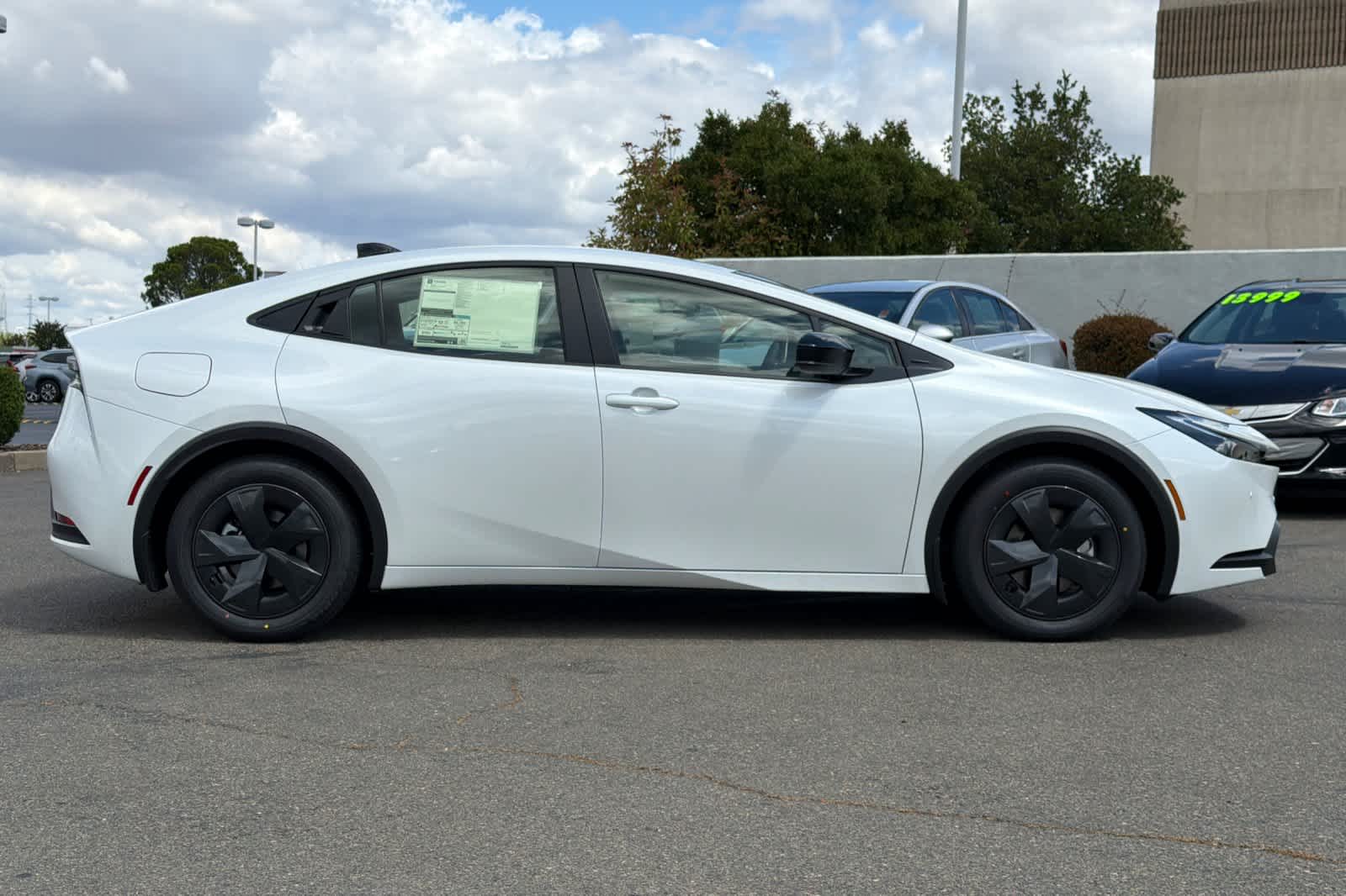 2026 Toyota Prius Plug-in Hybrid SE