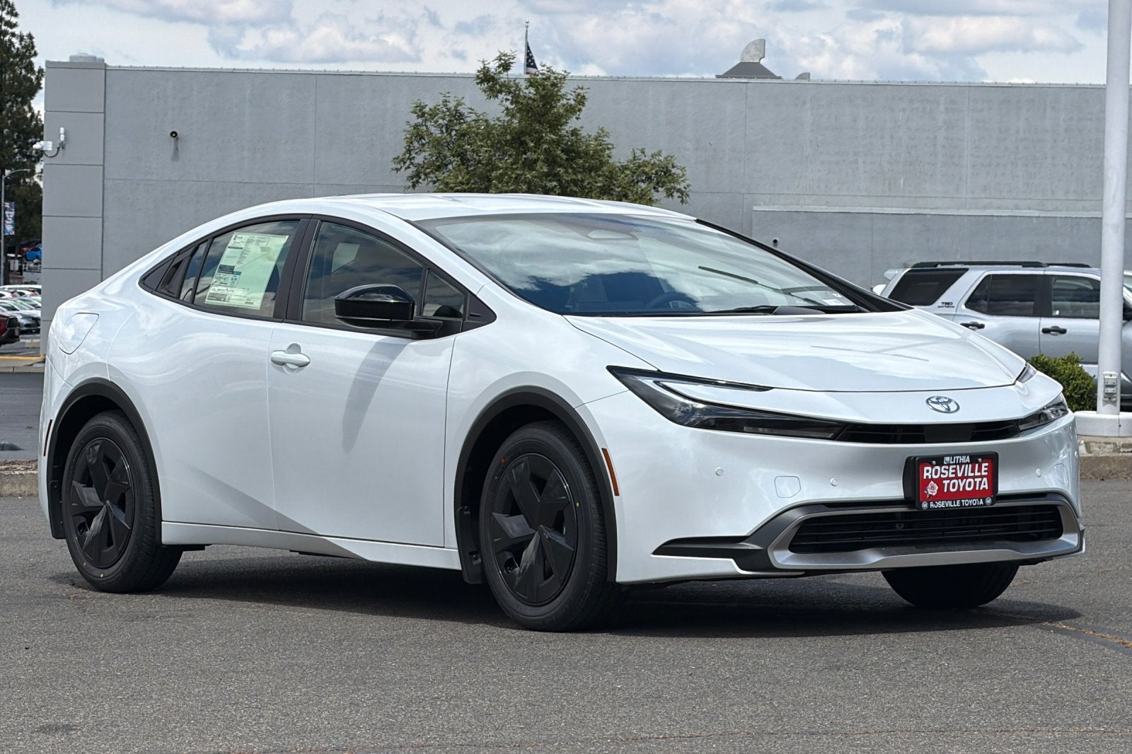 2026 Toyota Prius Plug-in Hybrid SE