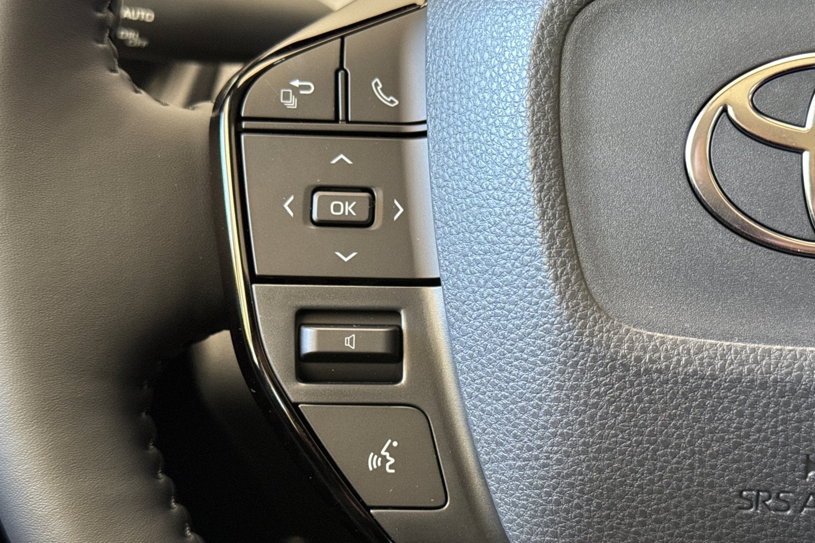 2027 Toyota Prius Limited AWD