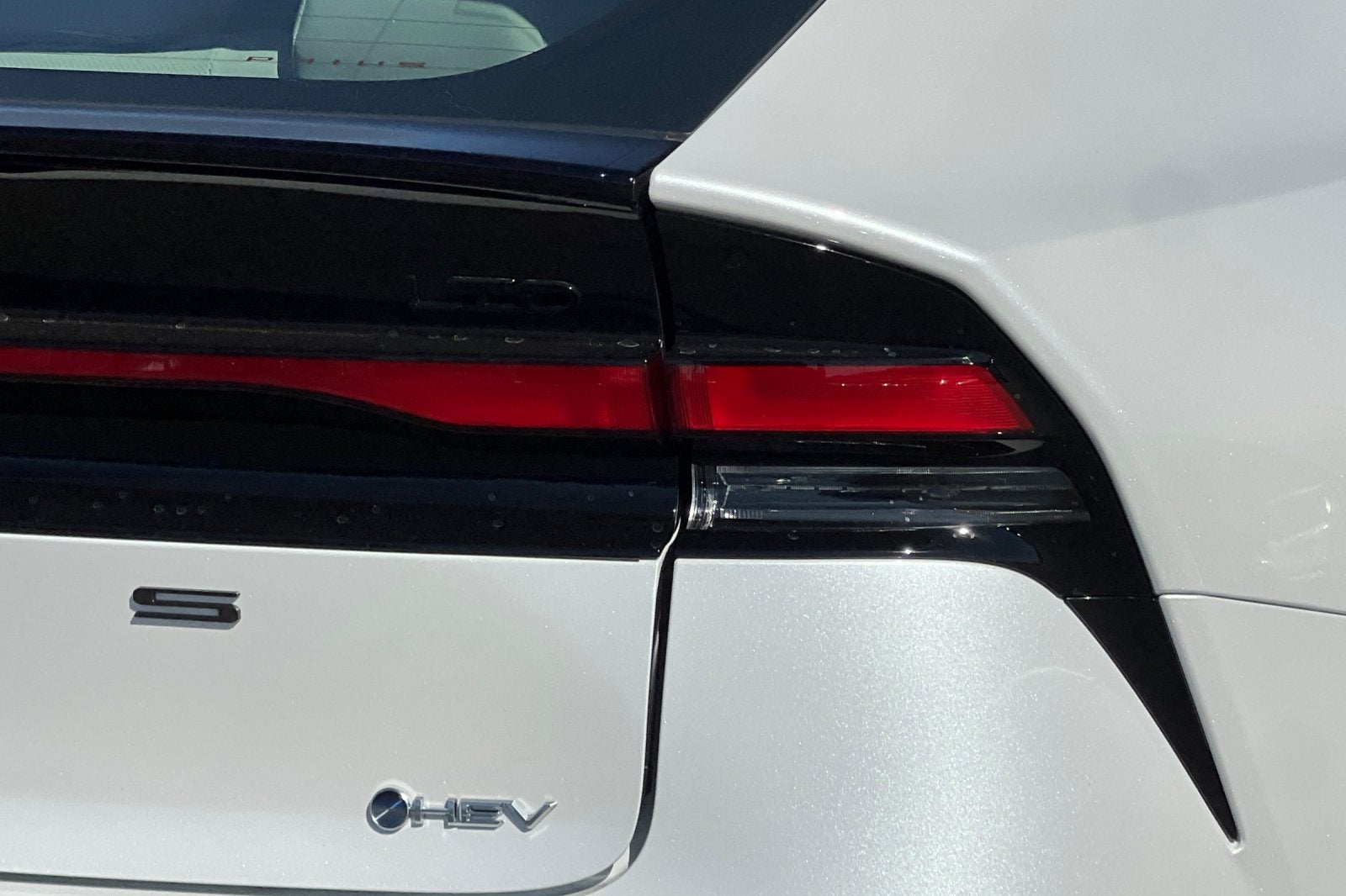 2027 Toyota Prius Limited AWD