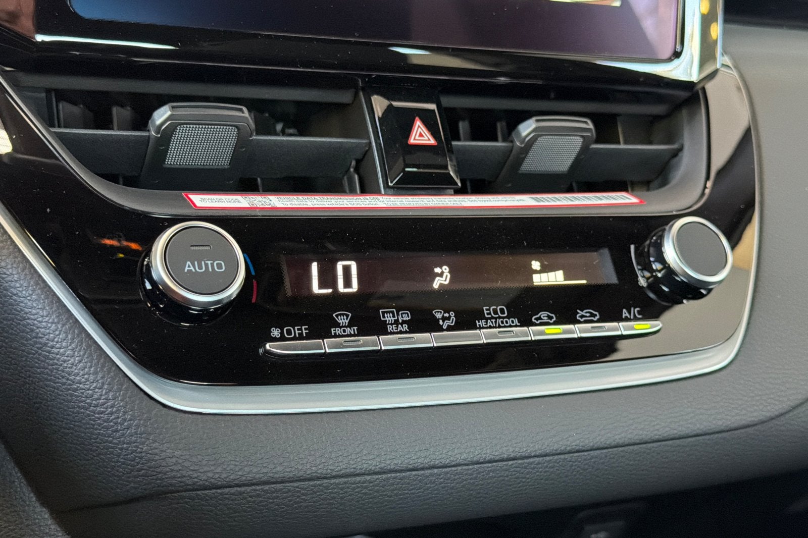 2027 Toyota Corolla SE