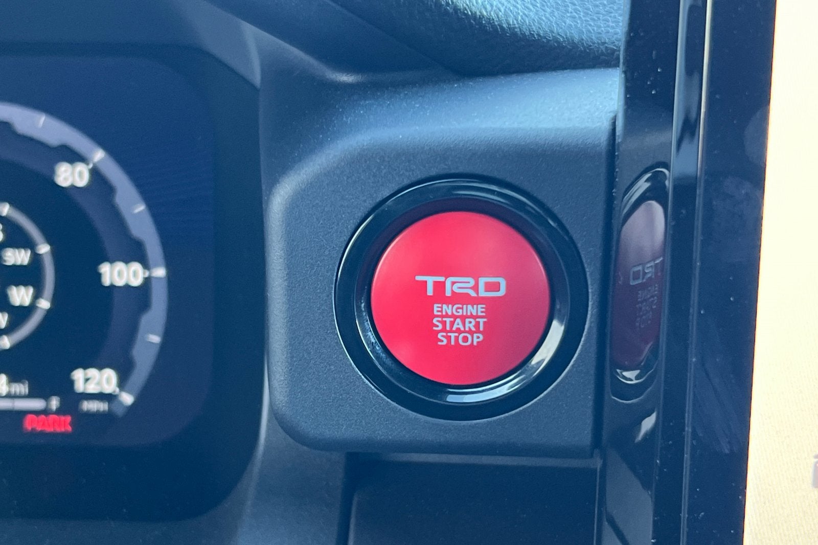 2025 Toyota 4Runner TRD Off-Road Premium