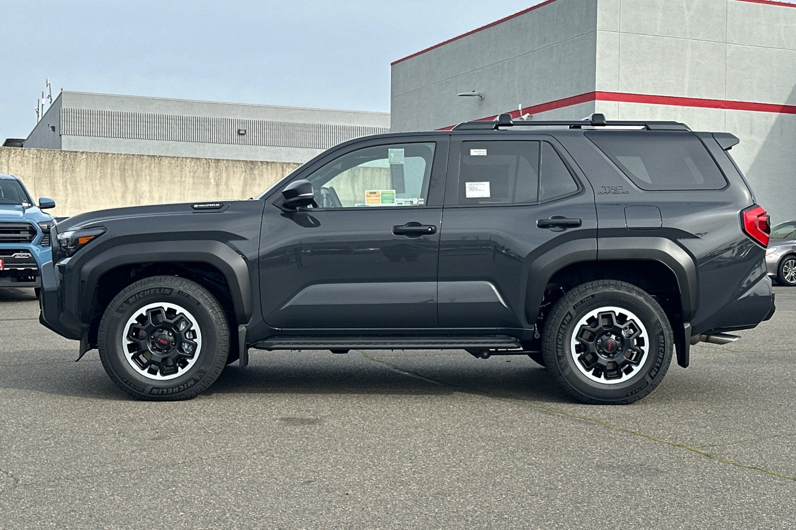 2026 Toyota 4Runner i-FORCE MAX 4Runner TRD Off-Road Premium