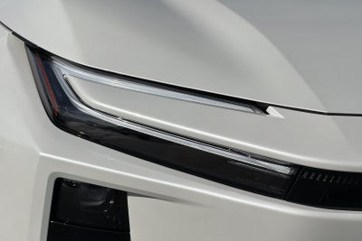 2027 Toyota C-HR SE