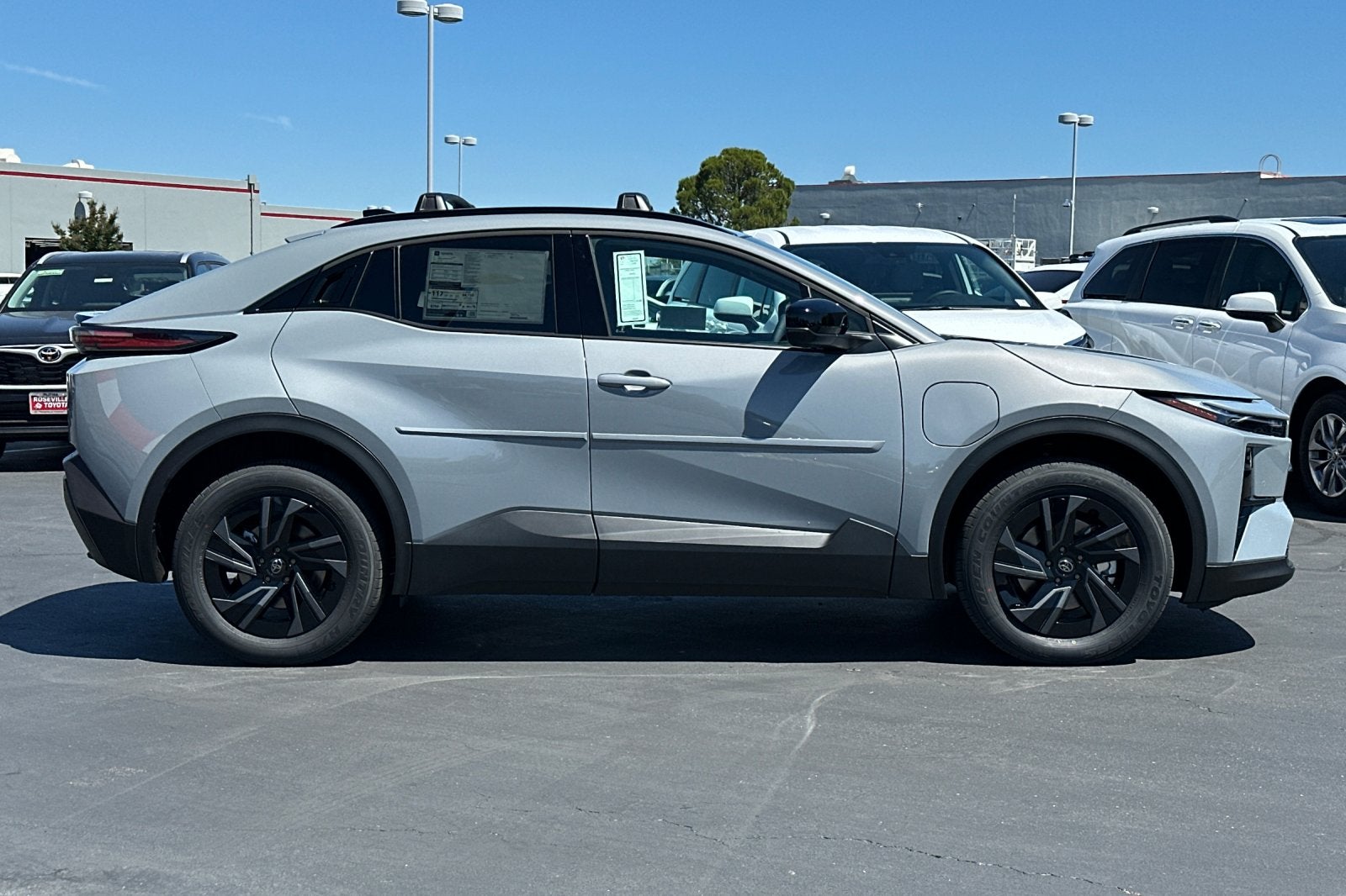 2026 Toyota C-HR SE