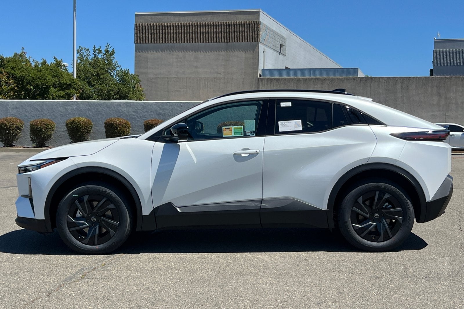 2026 Toyota C-HR SE