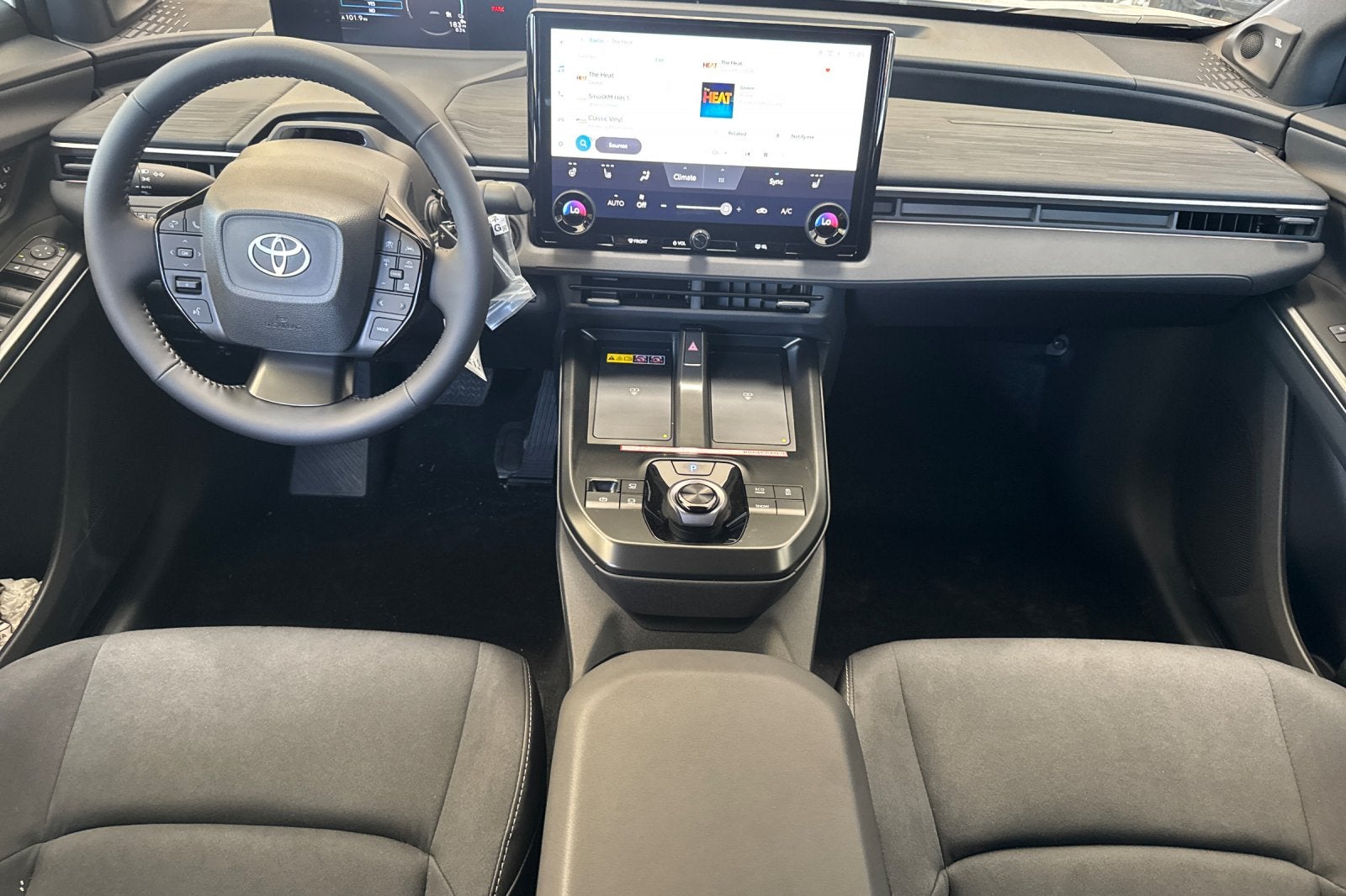2026 Toyota C-HR XSE