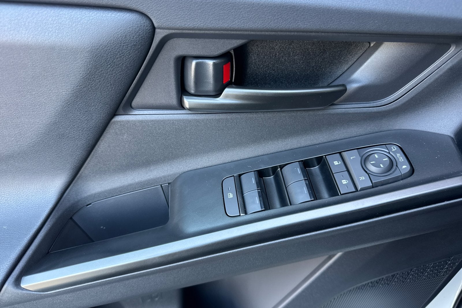 2026 Toyota bZ Woodland AWD