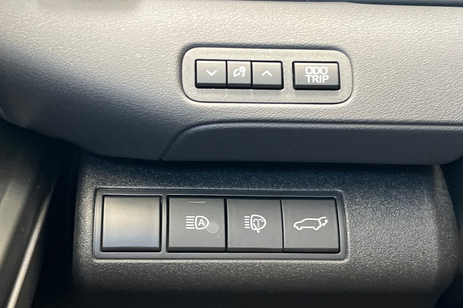 2026 Toyota bZ Woodland AWD