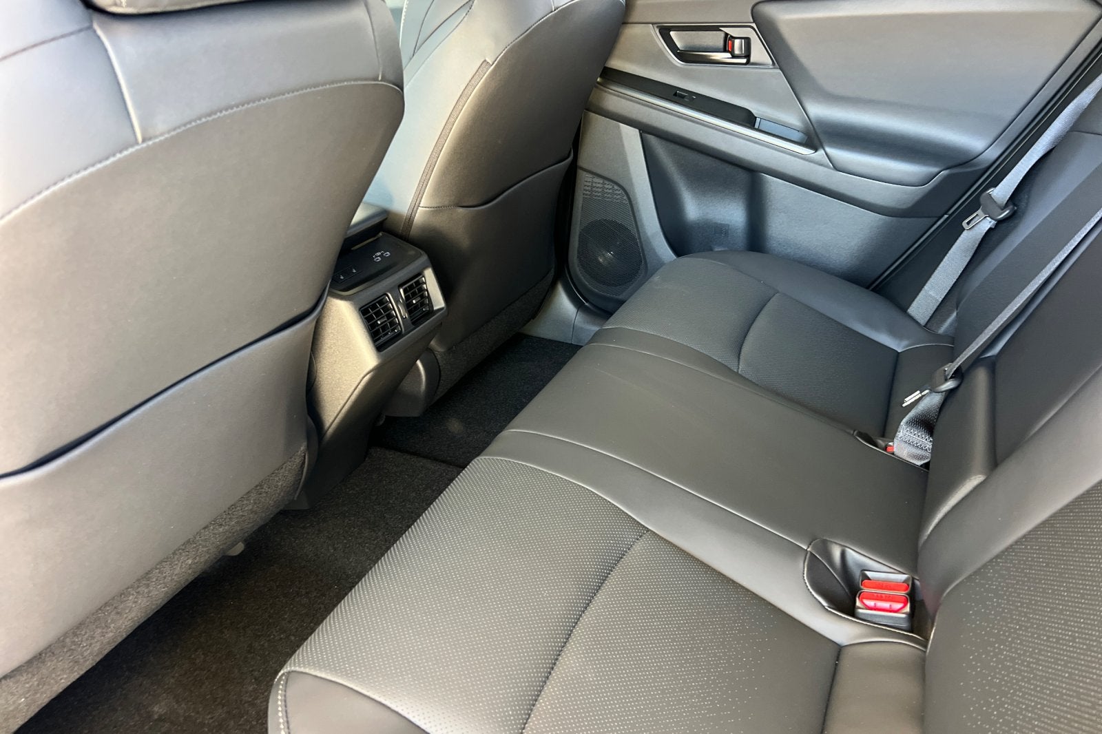2026 Toyota bZ Woodland AWD