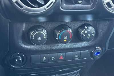 2018 Jeep Wrangler JK Unlimited Sahara