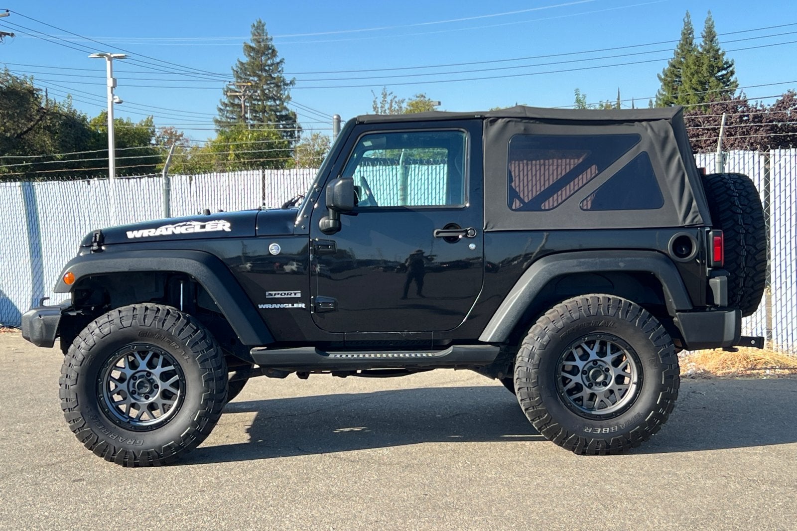 2016 Jeep Wrangler Sport