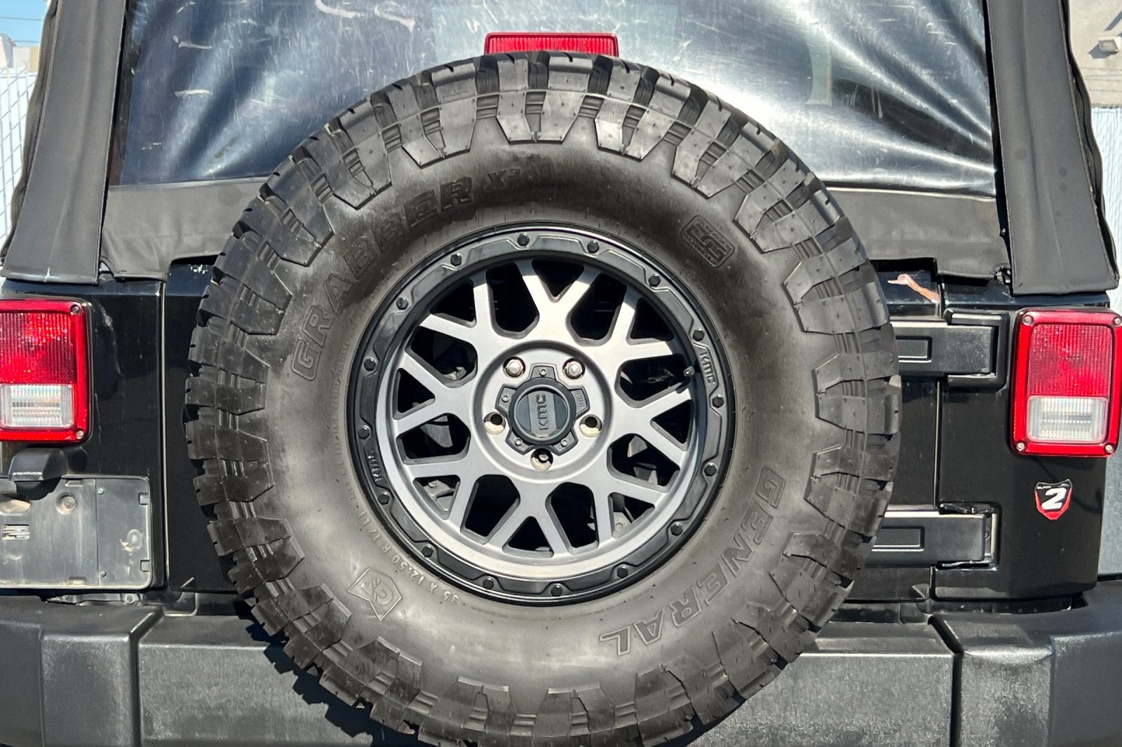 2016 Jeep Wrangler Sport