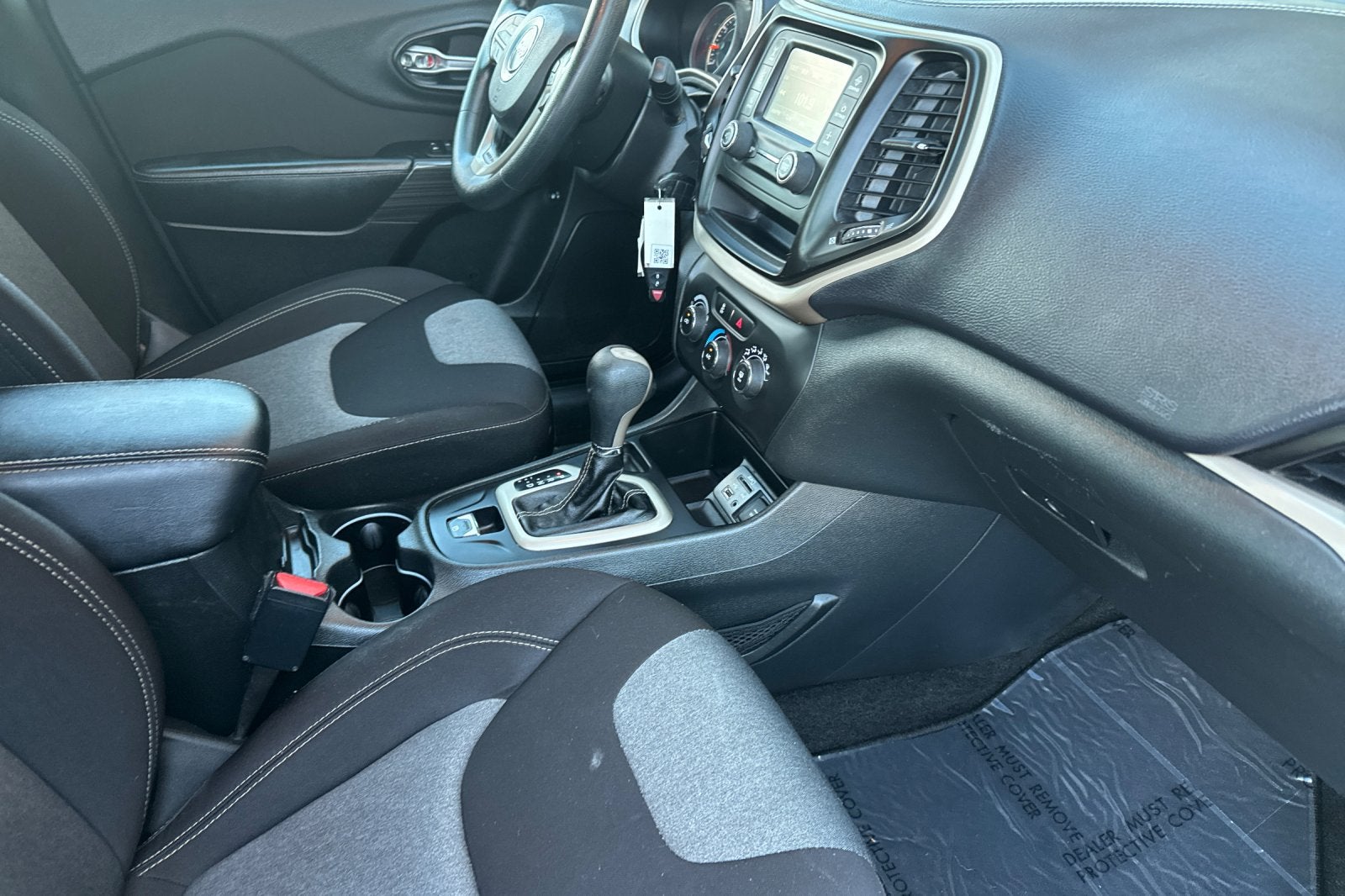 2015 Jeep Cherokee Sport