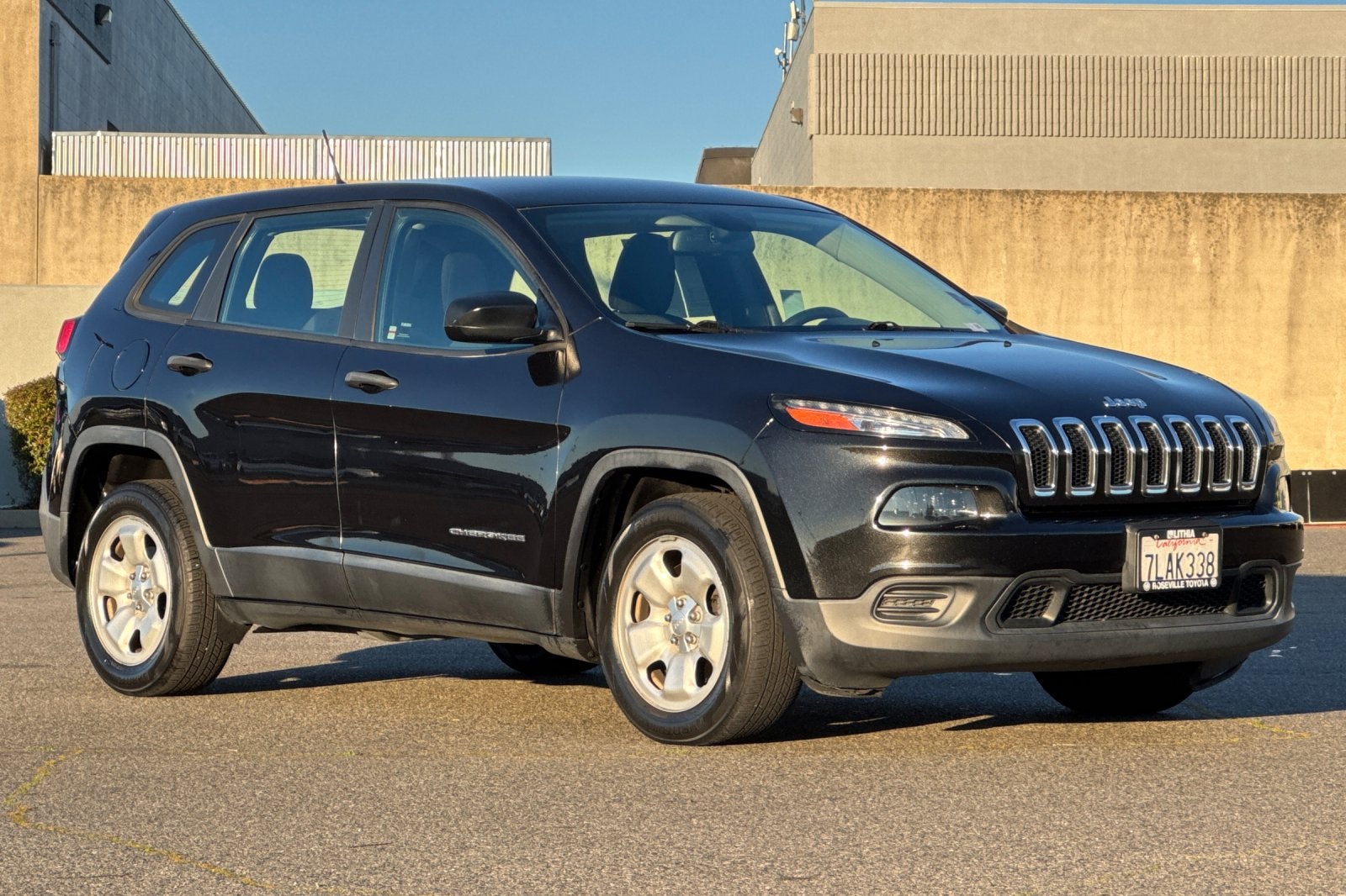 2015 Jeep Cherokee Sport