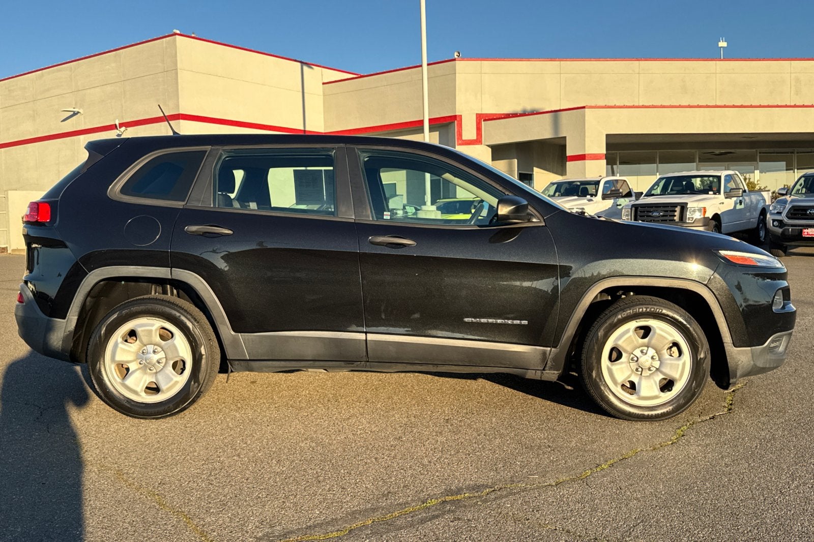 2015 Jeep Cherokee Sport