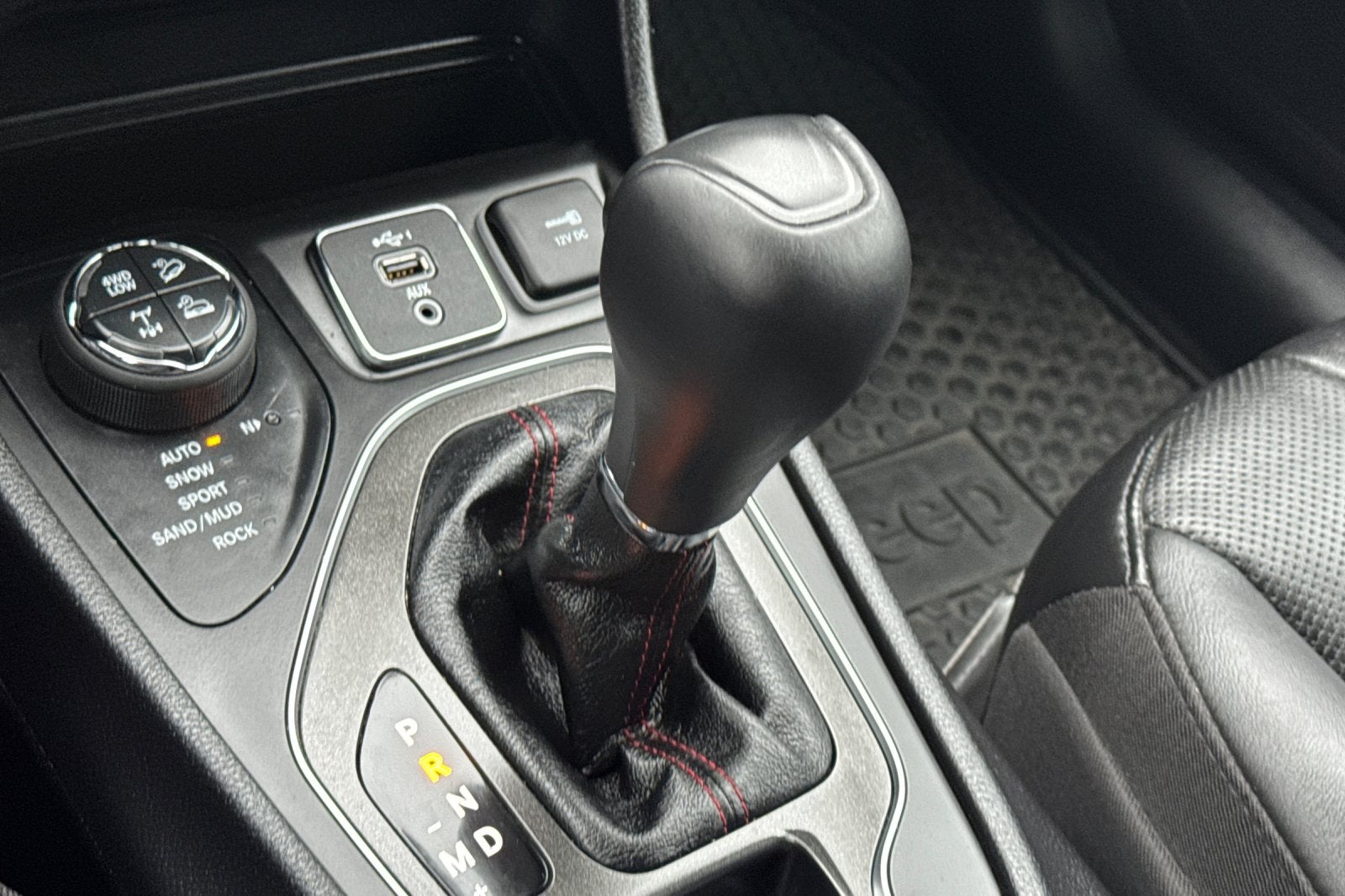 2020 Jeep Cherokee Trailhawk Elite