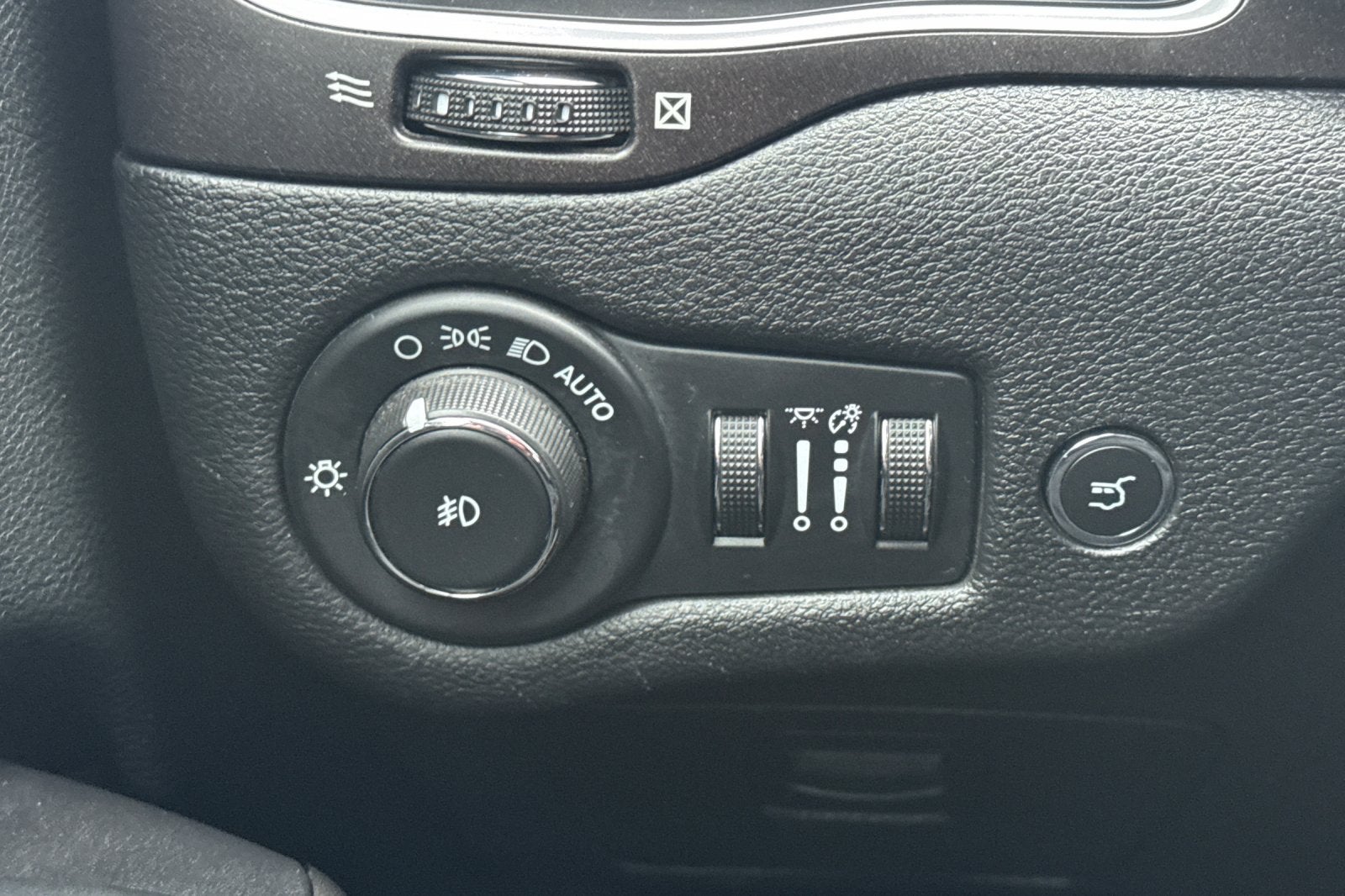 2020 Jeep Cherokee Trailhawk Elite