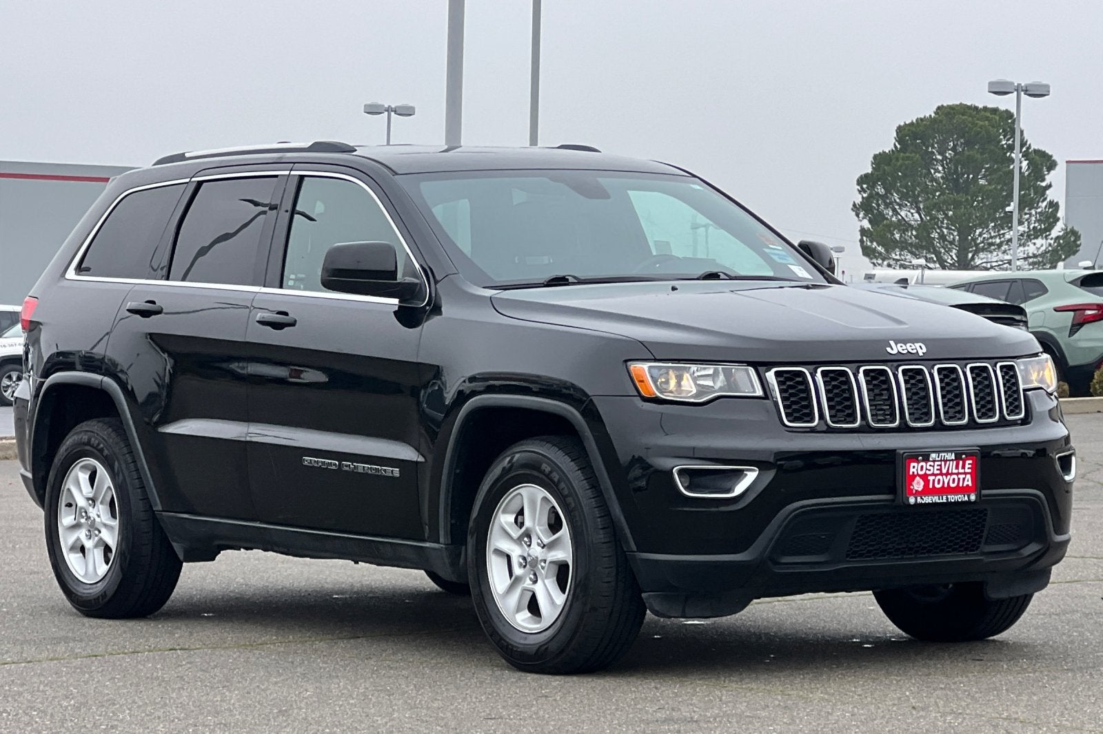 2017 Jeep Grand Cherokee Laredo