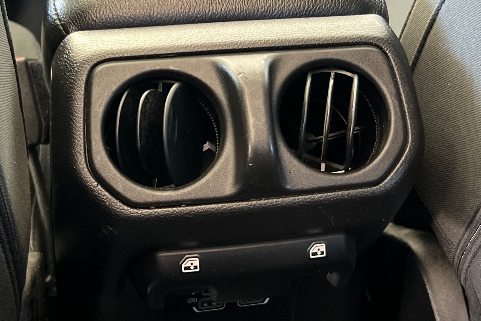 2022 Jeep Gladiator Sport S