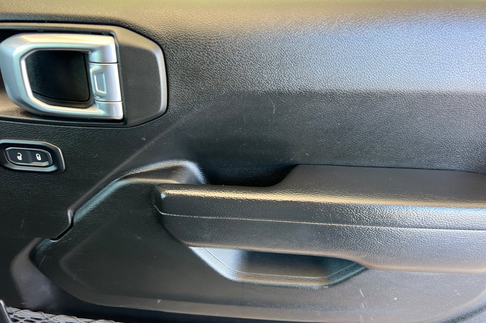 2022 Jeep Gladiator Sport S