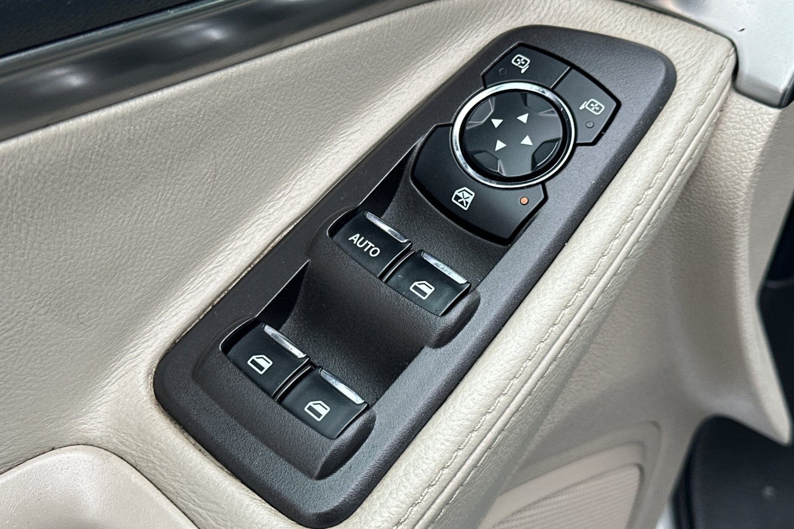 2015 Ford Explorer Base