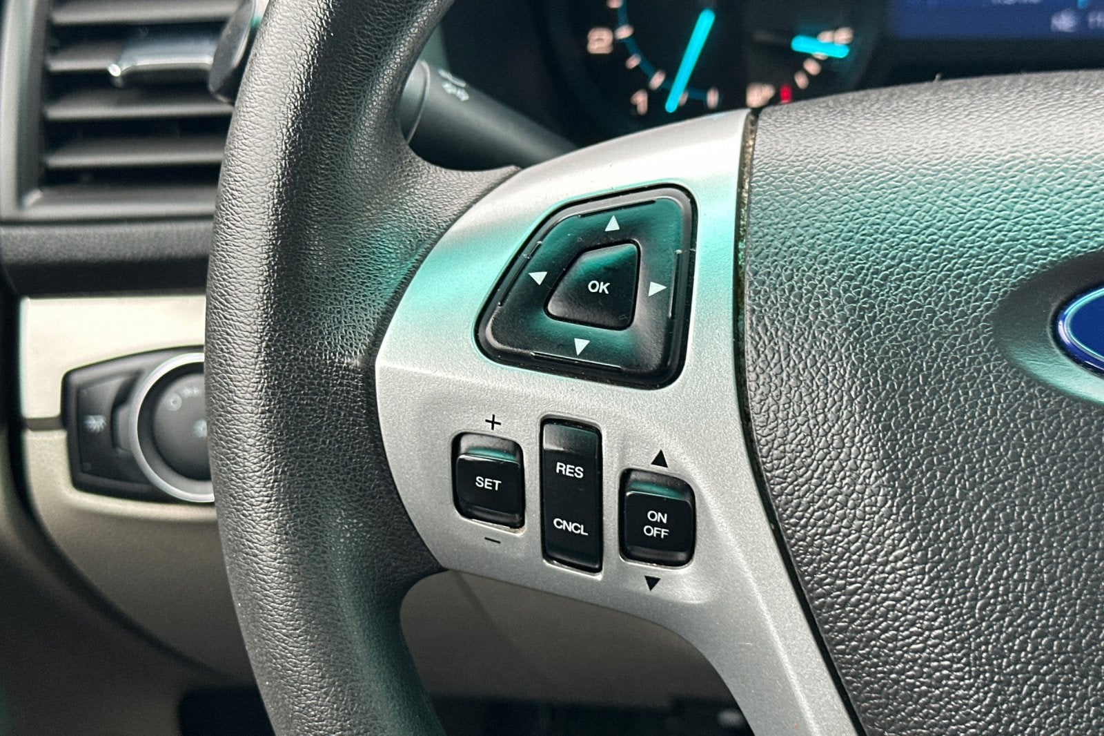 2015 Ford Explorer Base