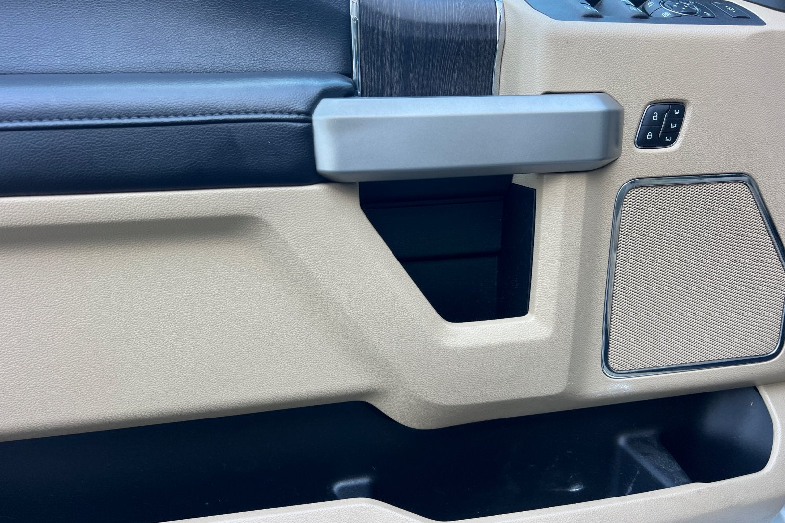 2021 Ford Super Duty F-250 SRW LARIAT