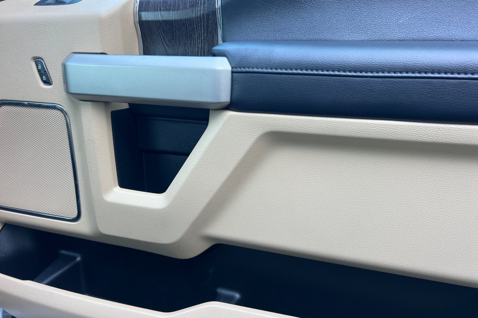 2021 Ford Super Duty F-250 SRW LARIAT