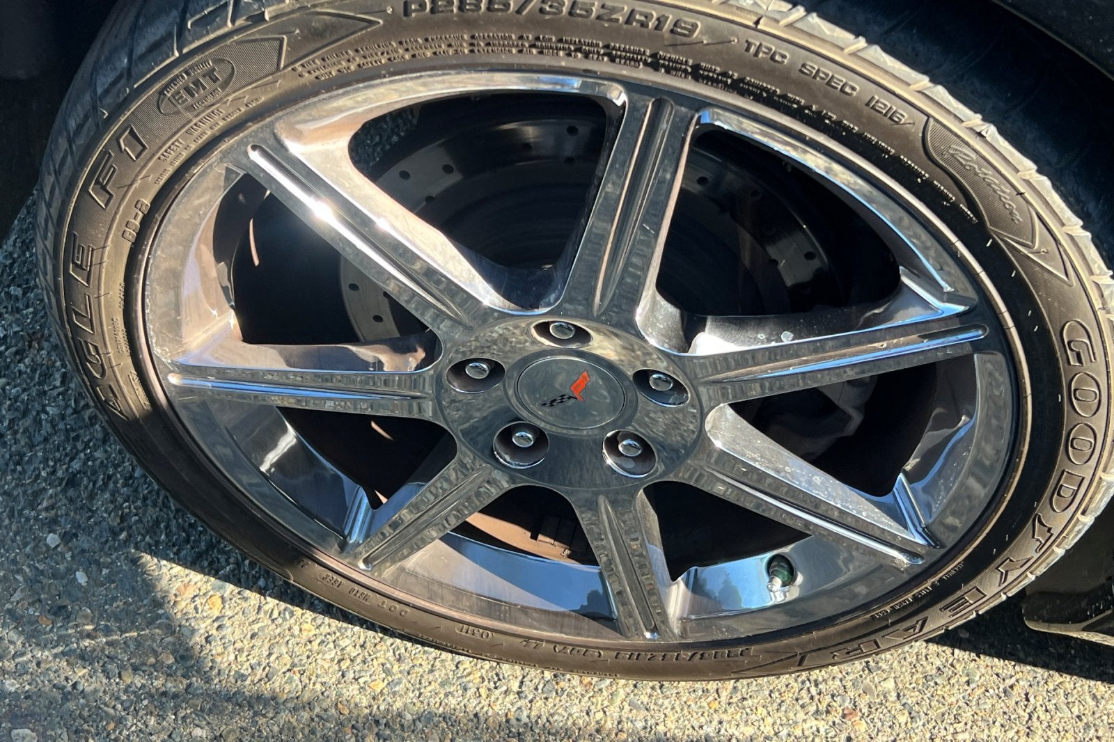 2005 Chevrolet Corvette Base