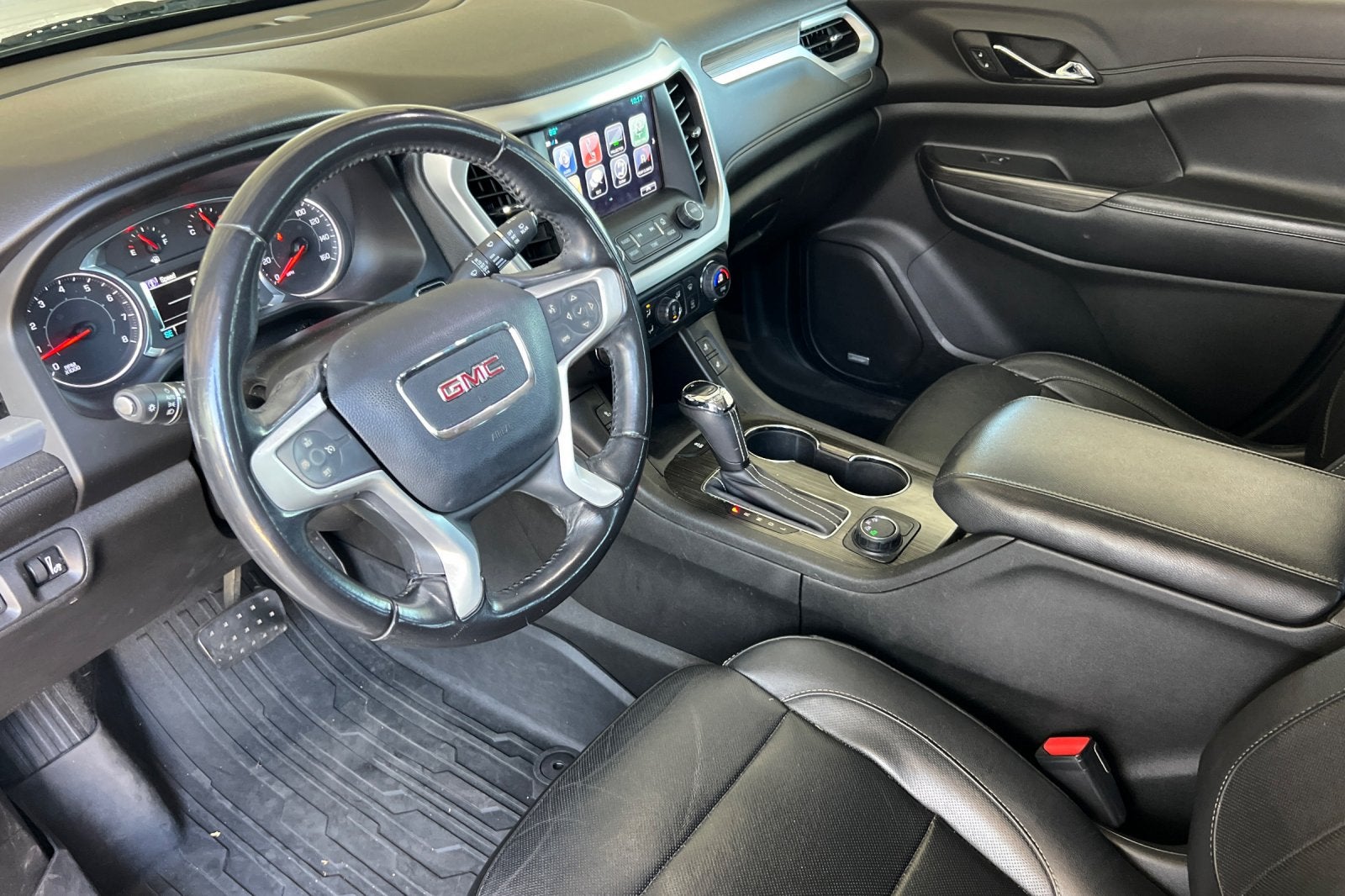 2019 GMC Acadia SLT