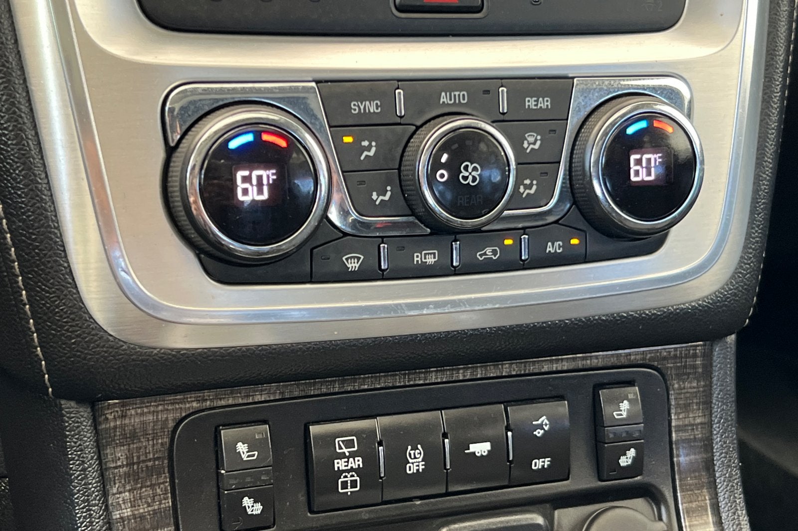2016 GMC Acadia SLT