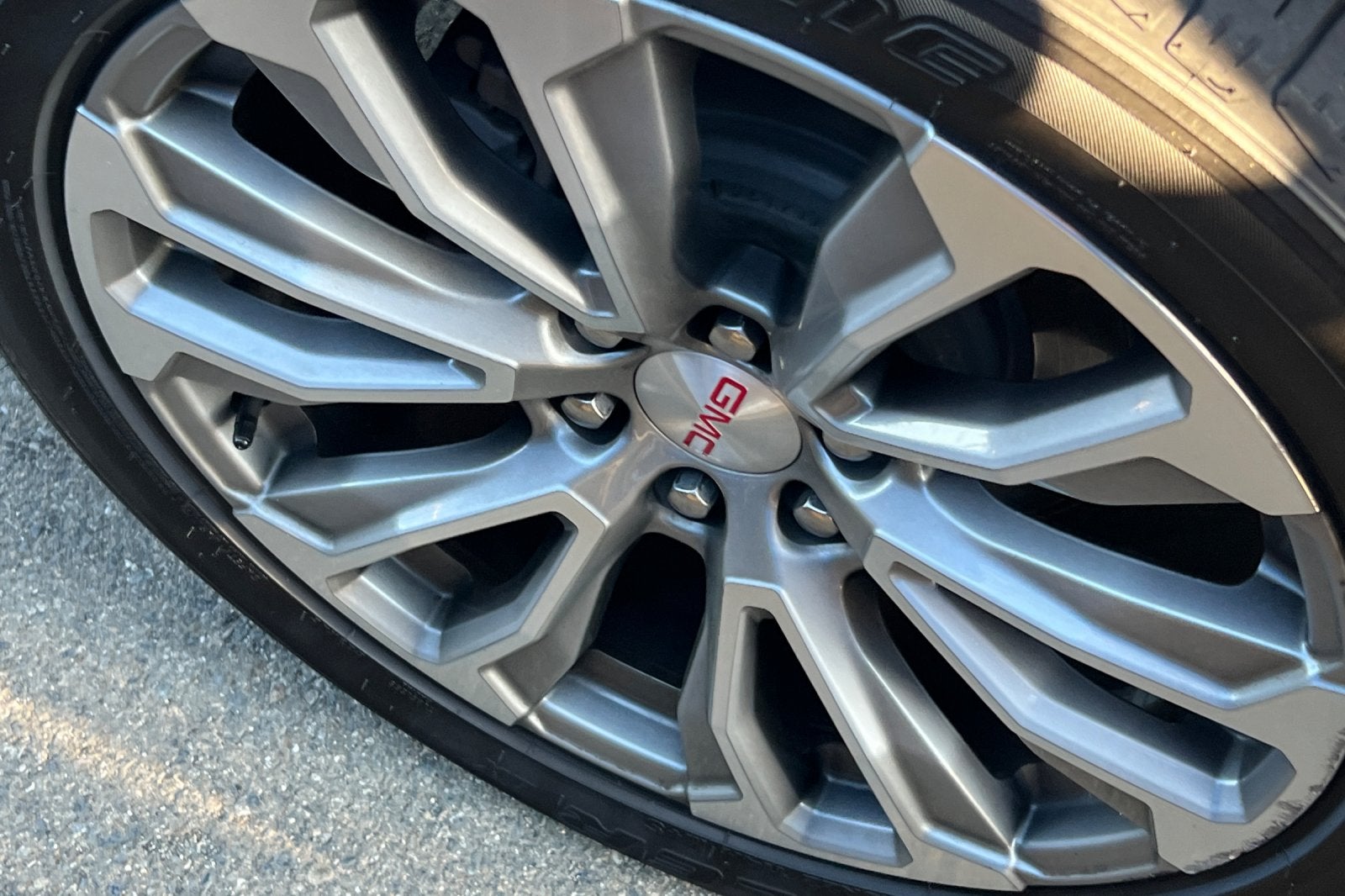 2021 GMC Yukon Denali Denali