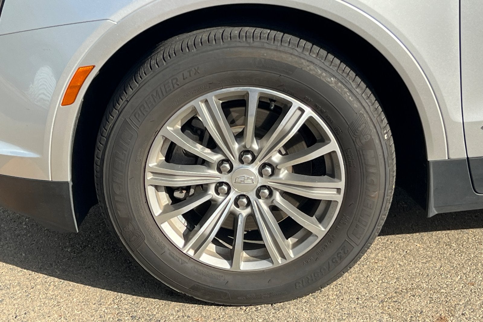 2017 Cadillac XT5 Luxury AWD