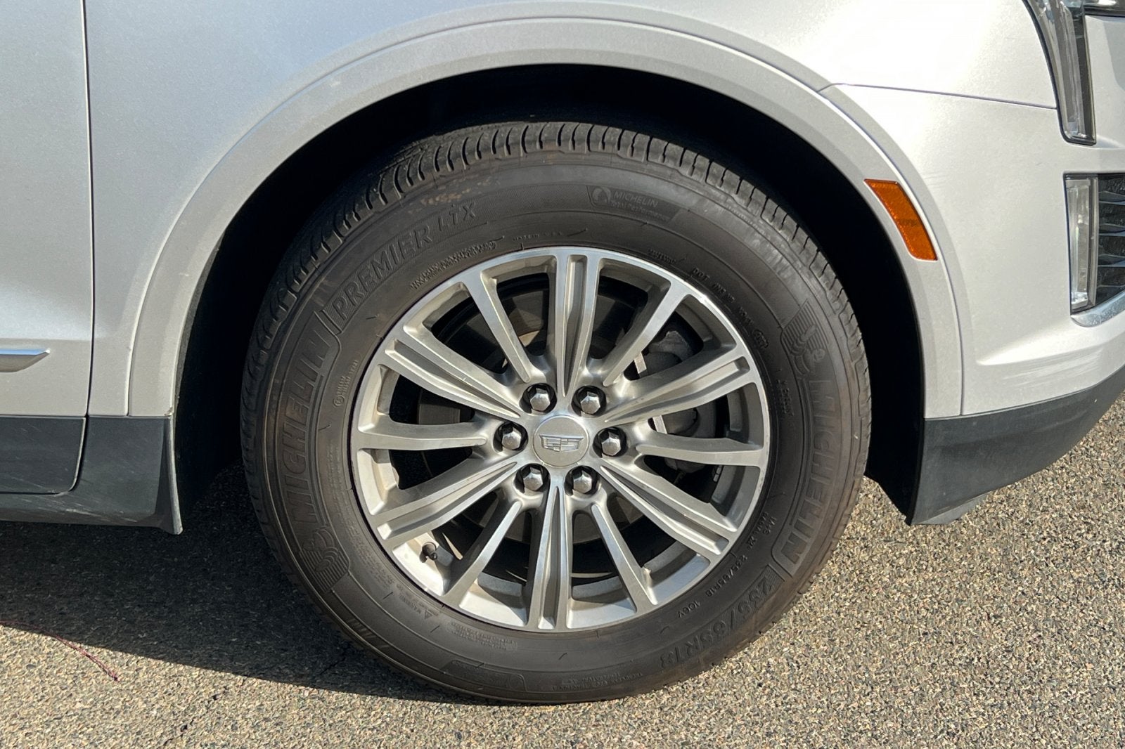 2017 Cadillac XT5 Luxury AWD