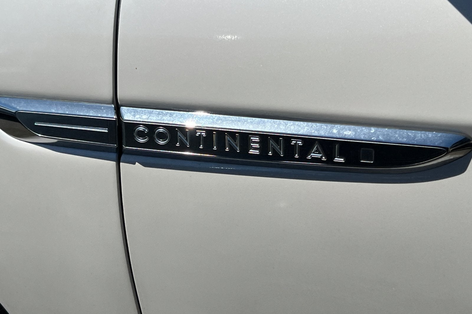 2018 Lincoln Continental Reserve