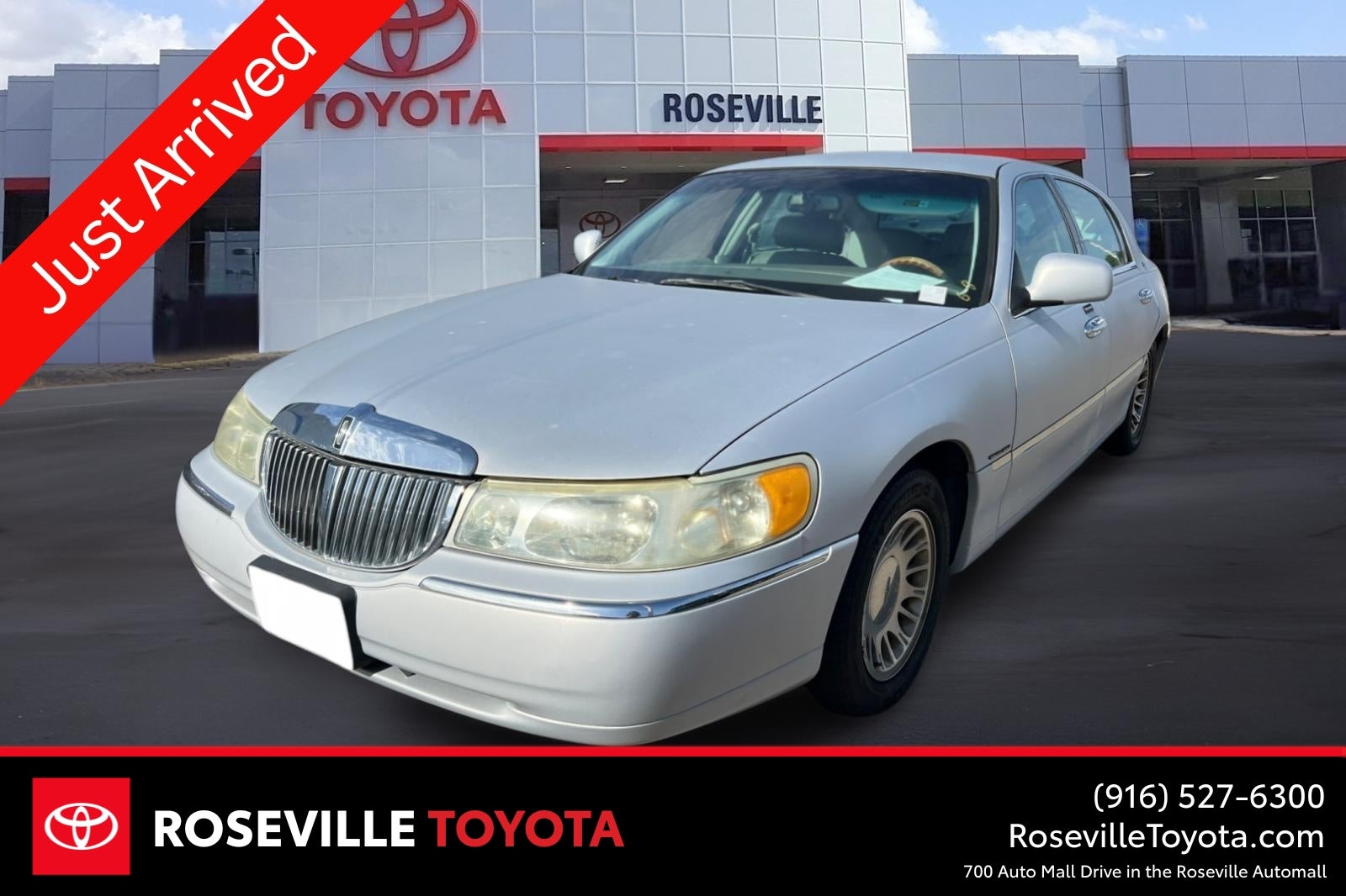 2001 Lincoln Town Car Cartier